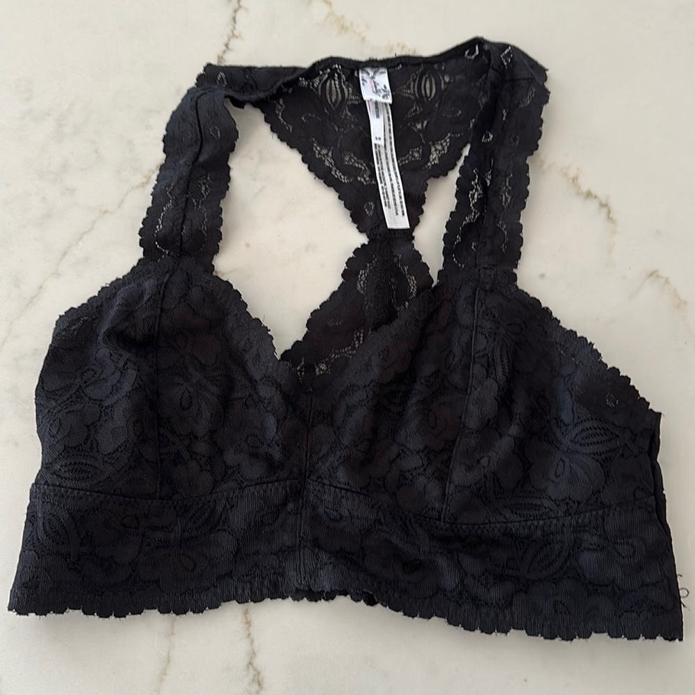 🆕 NWOT- Free People Lace Bralette